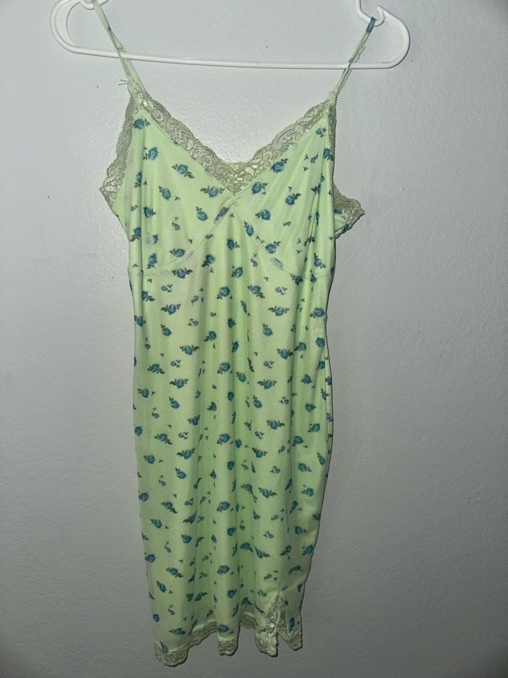wild fable Light Green Floral Lace-Trim Slip
